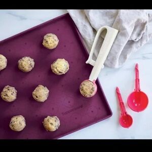 NIB Tupperware Portioning Scoops ~ One product three sizes